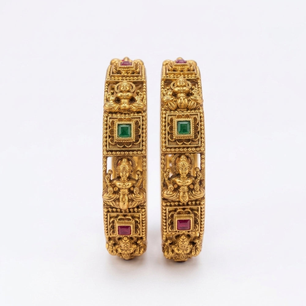 Sakshi Bangles