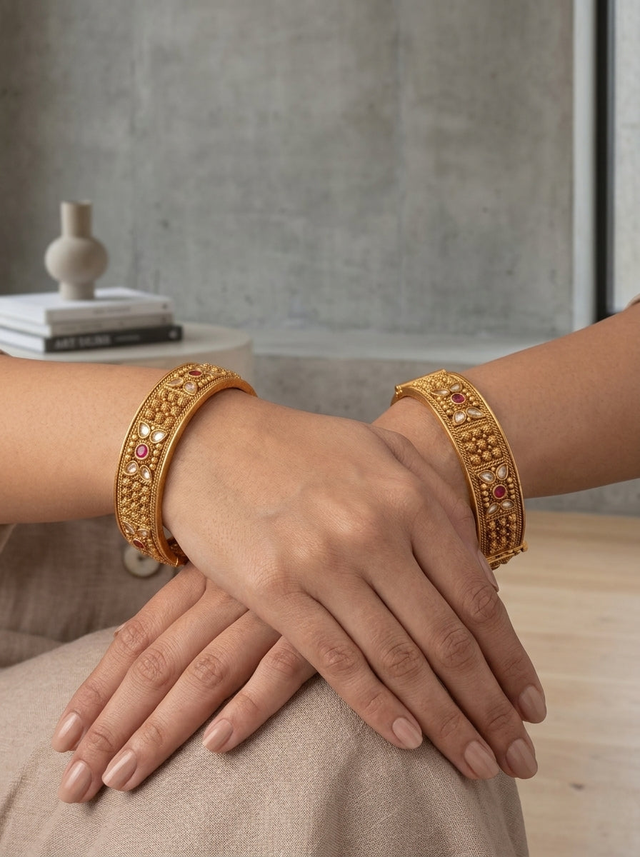 Jiya Bangles • Set of 2