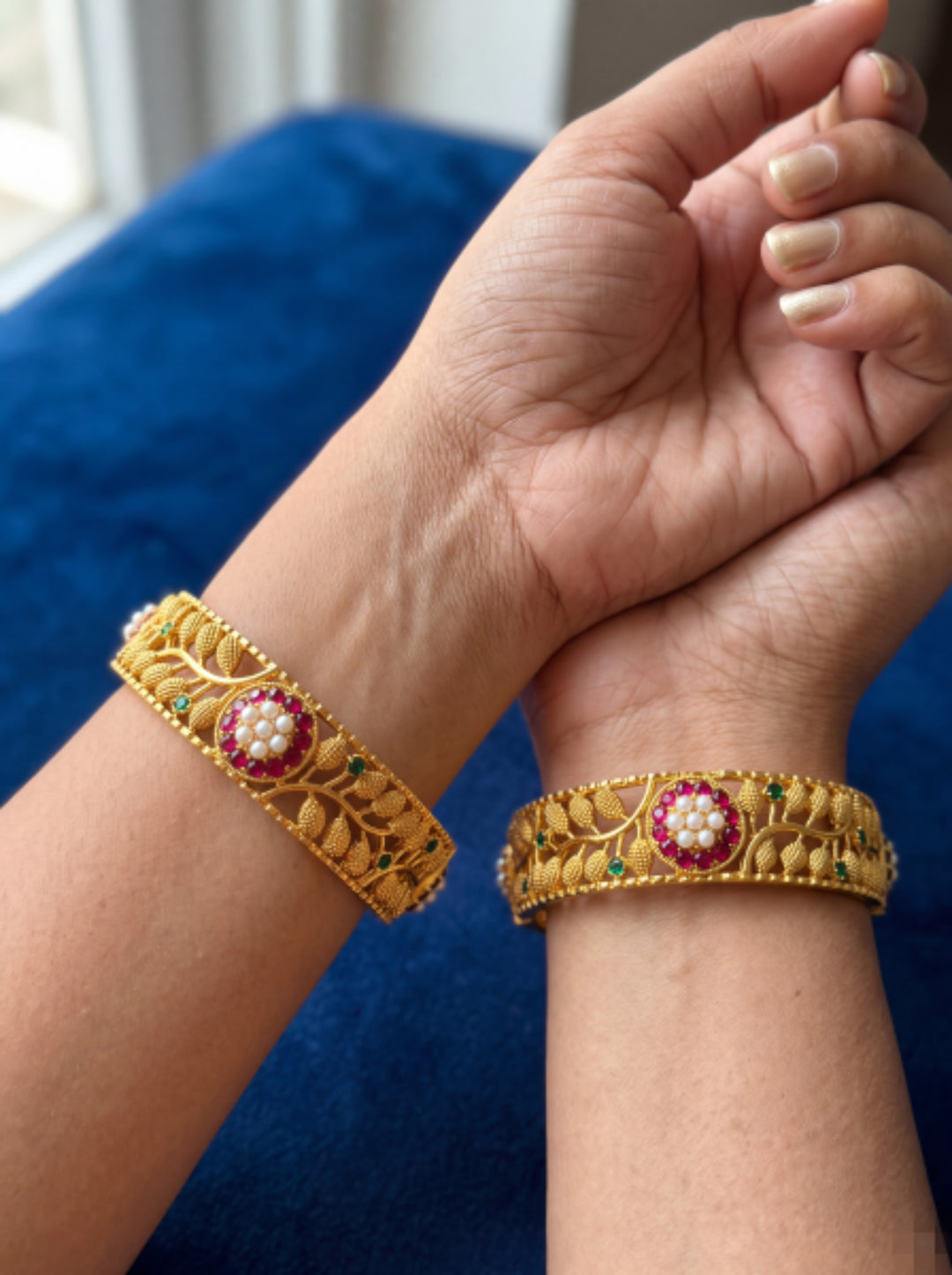 Shikha Bangles ⋅ Set of 2