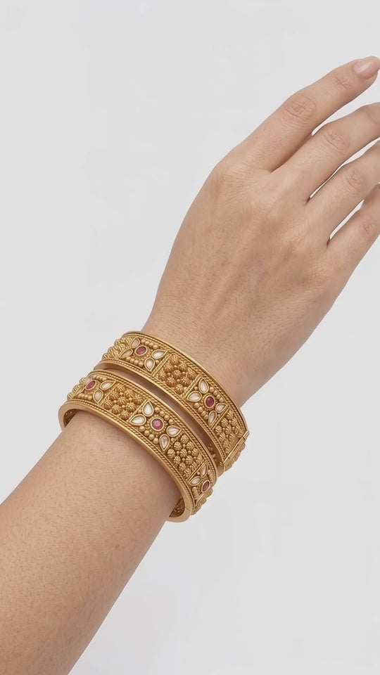 Jiya Bangles • Set of 2