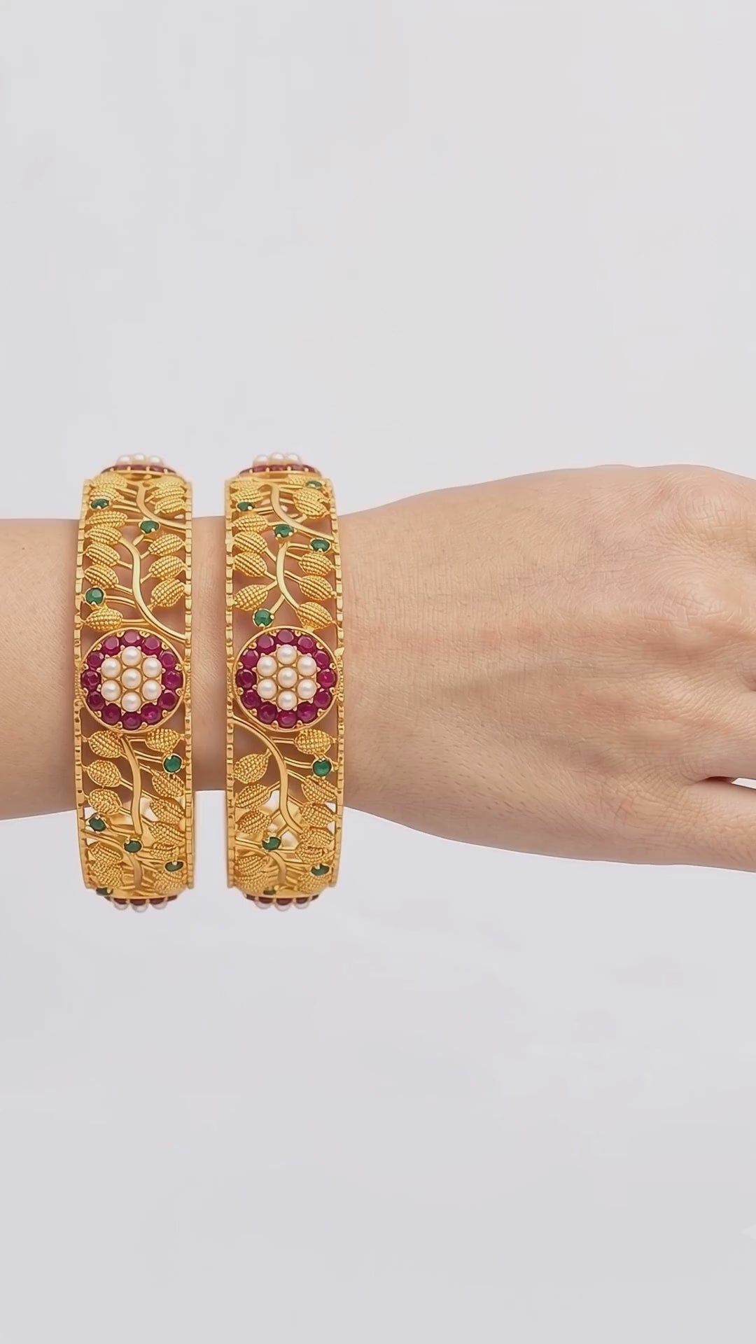Shikha Bangles ⋅ Set of 2
