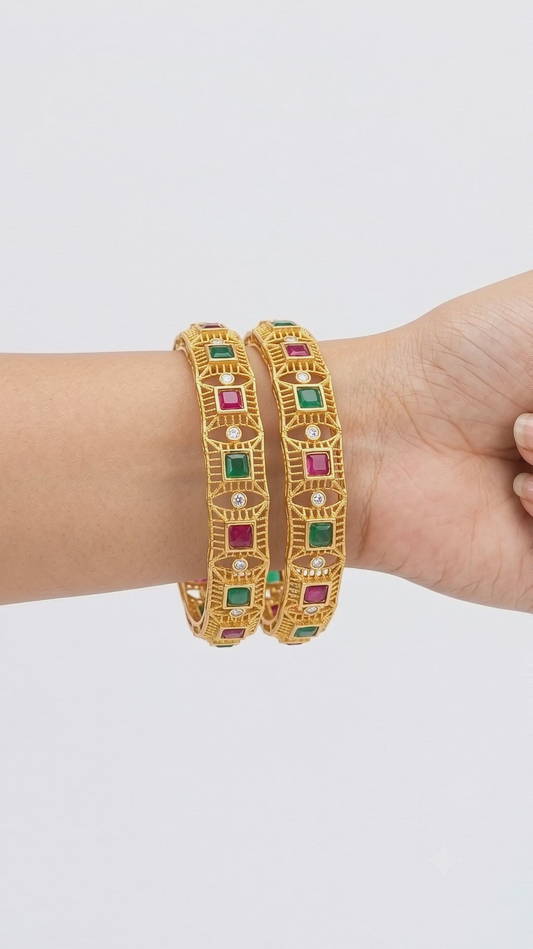 Leena Bangles • Set of 2